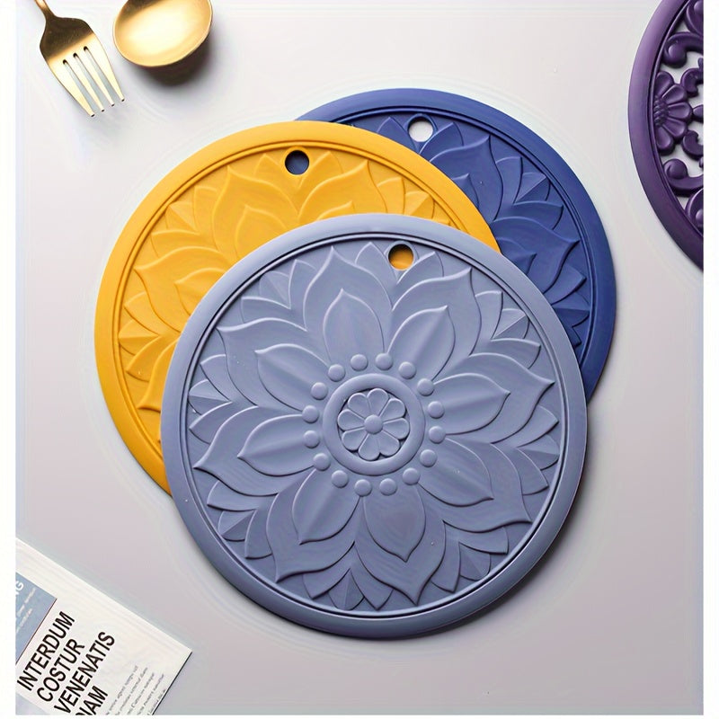 Heat-Resistant Non-Slip Silicone Trivet Set (3-Piece)