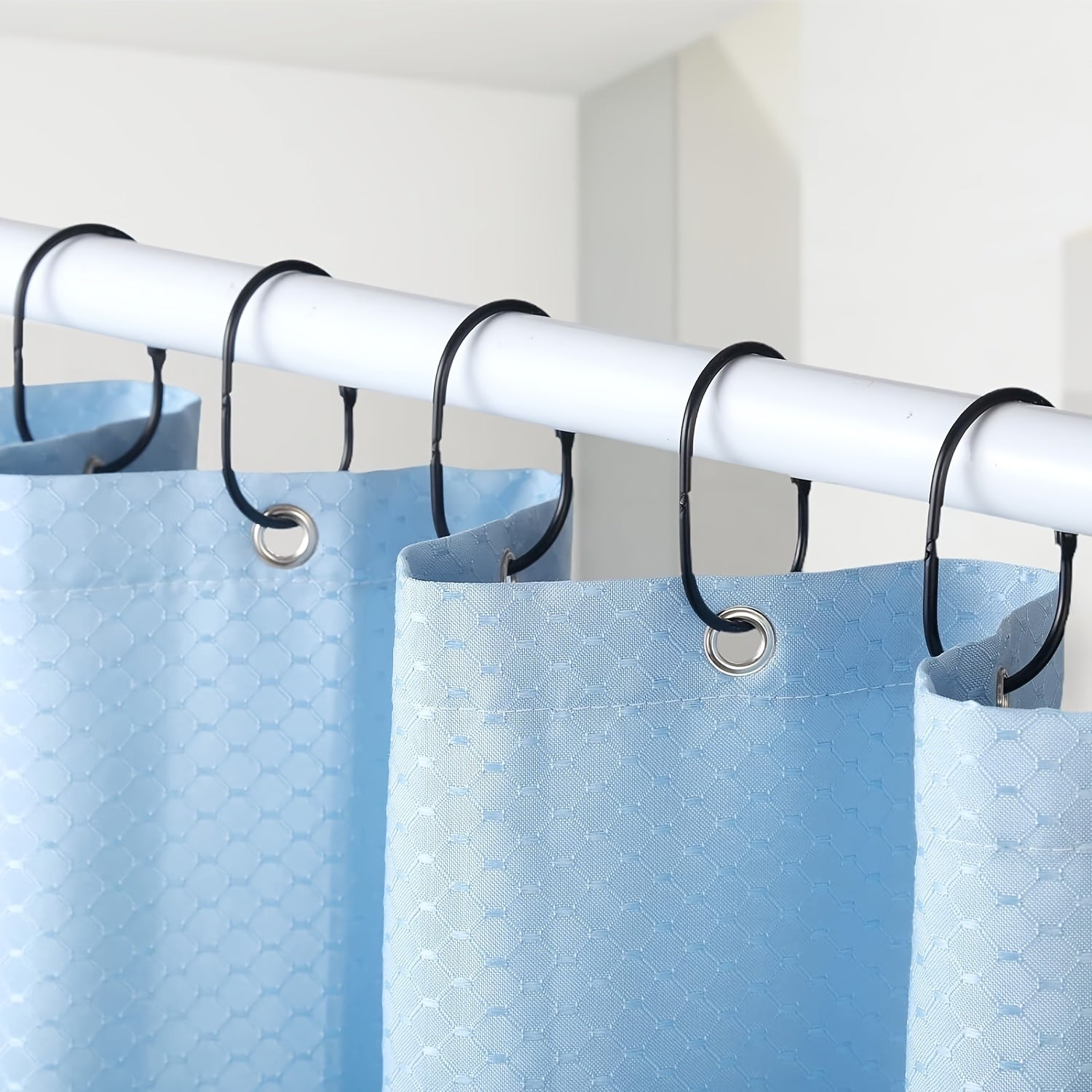 Rust-Resistant Anti-Tangle Oval Snap Shower Curtain Rings (Set of 13)