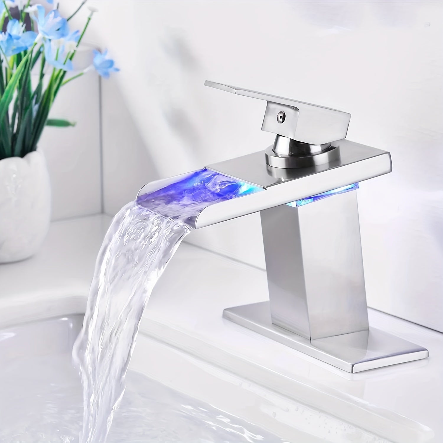 Solid Brass Ceramic Valve Single-Handle Bathroom Faucet (Deck Plate Included)