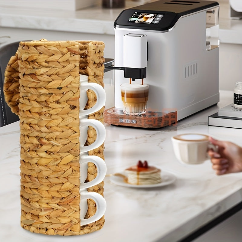 Vertical Woven Rattan Toilet Paper Storage Basket (With Lid)