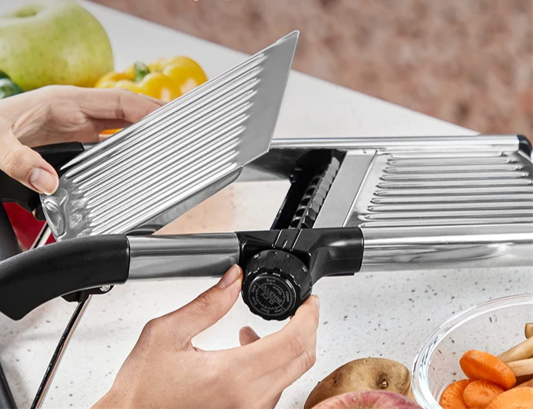 Adjustable Thickness Stainless Steel Mandoline Slicer