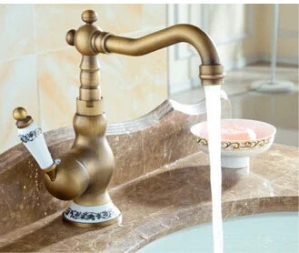Antique Gold 360° Swivel Sink Faucet (Single-Handle)