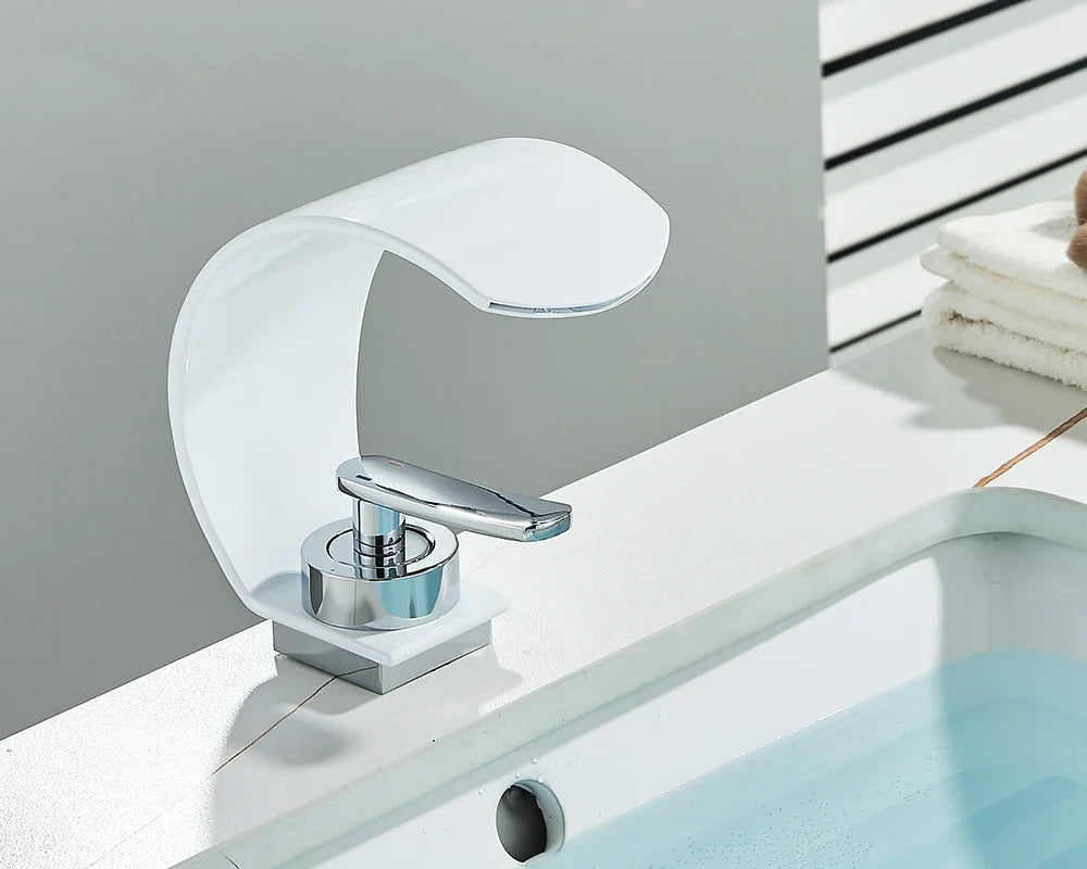 Brass Waterfall Single-Handle Bathroom Faucet (Deck-Mount Single Hole)