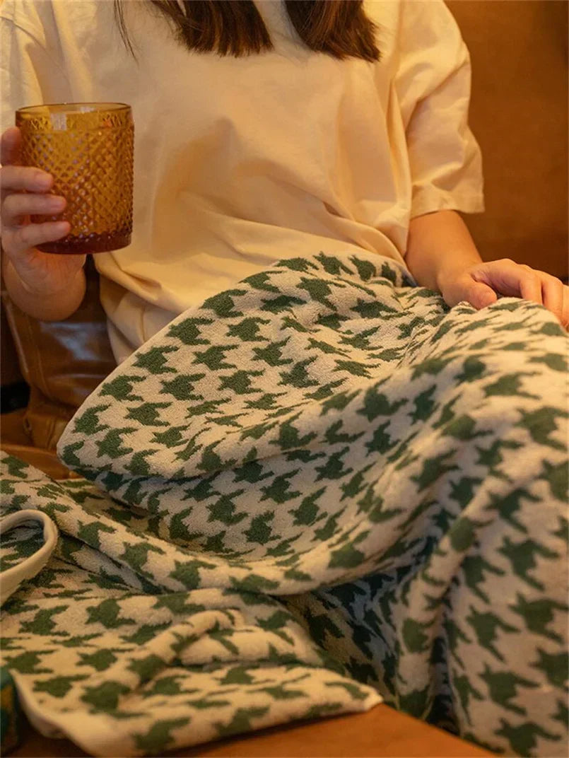 Combed Cotton Houndstooth Jacquard Face Towel