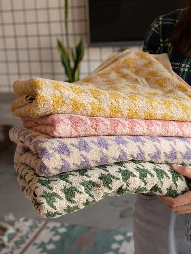 Combed Cotton Houndstooth Jacquard Face Towel