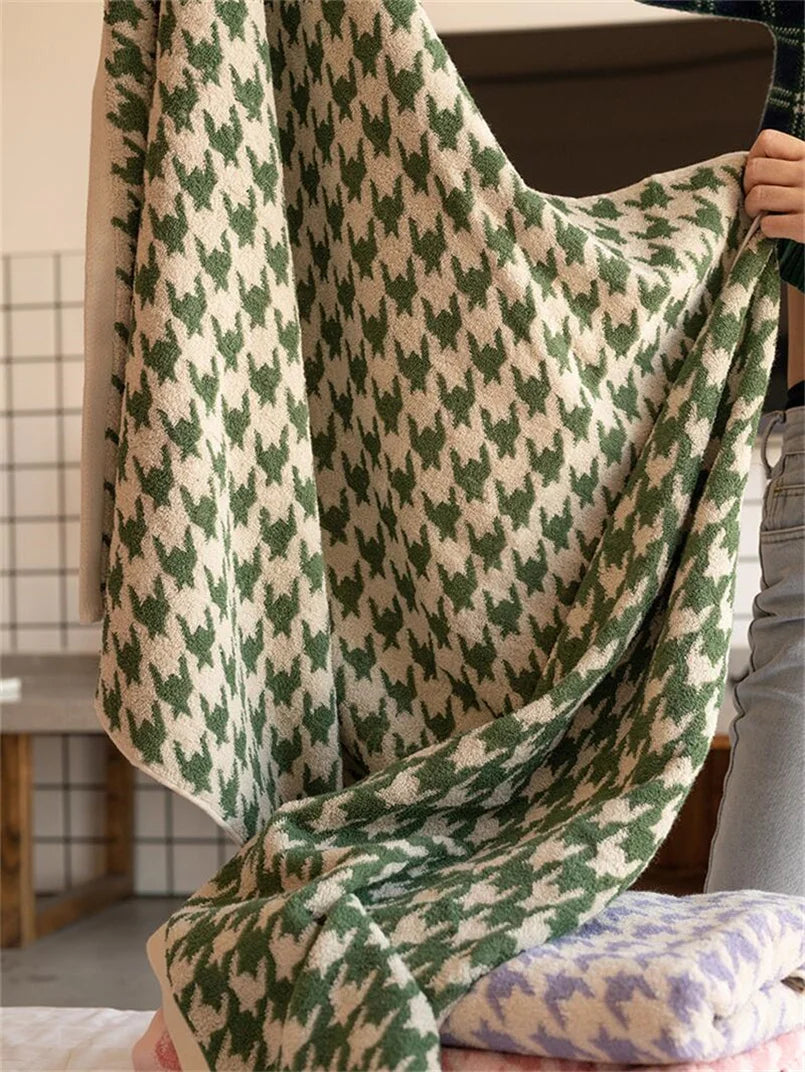 Combed Cotton Houndstooth Jacquard Face Towel