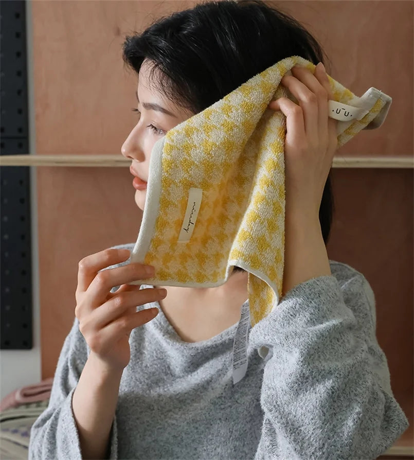 Combed Cotton Houndstooth Jacquard Face Towel