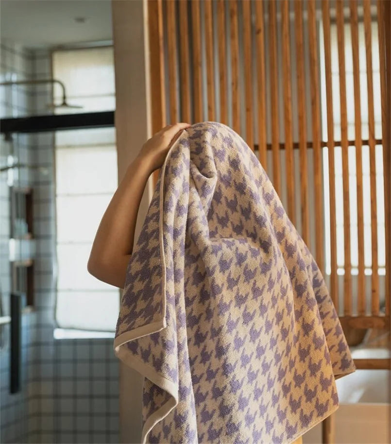 Combed Cotton Houndstooth Jacquard Face Towel