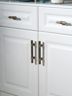 Corrosion-Resistant Brass Cabinet & Drawer Handle (Electrolytic Finish)