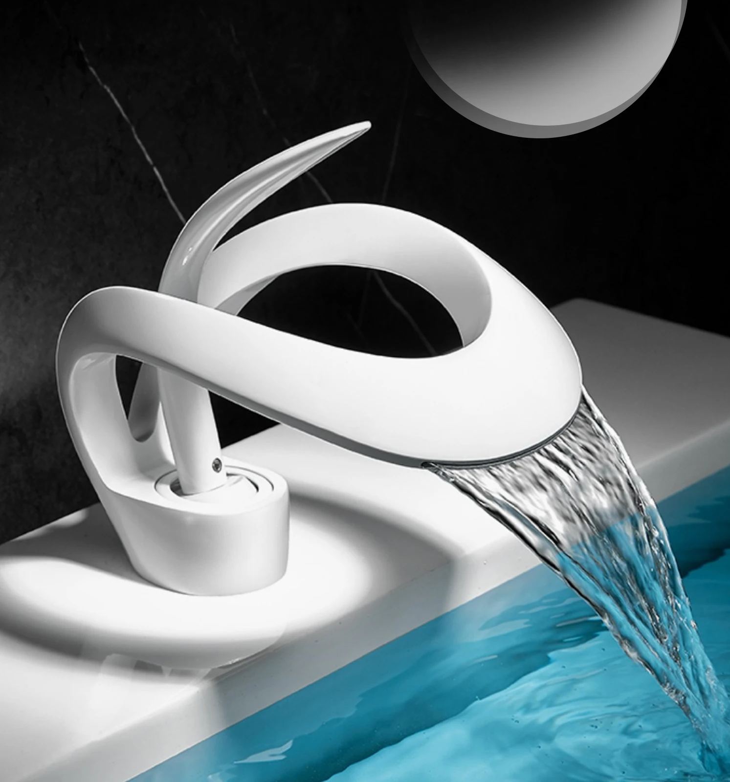 Corrosion-Resistant Brass Waterfall Bathroom Faucet (Single-Hole Deck-Mount)