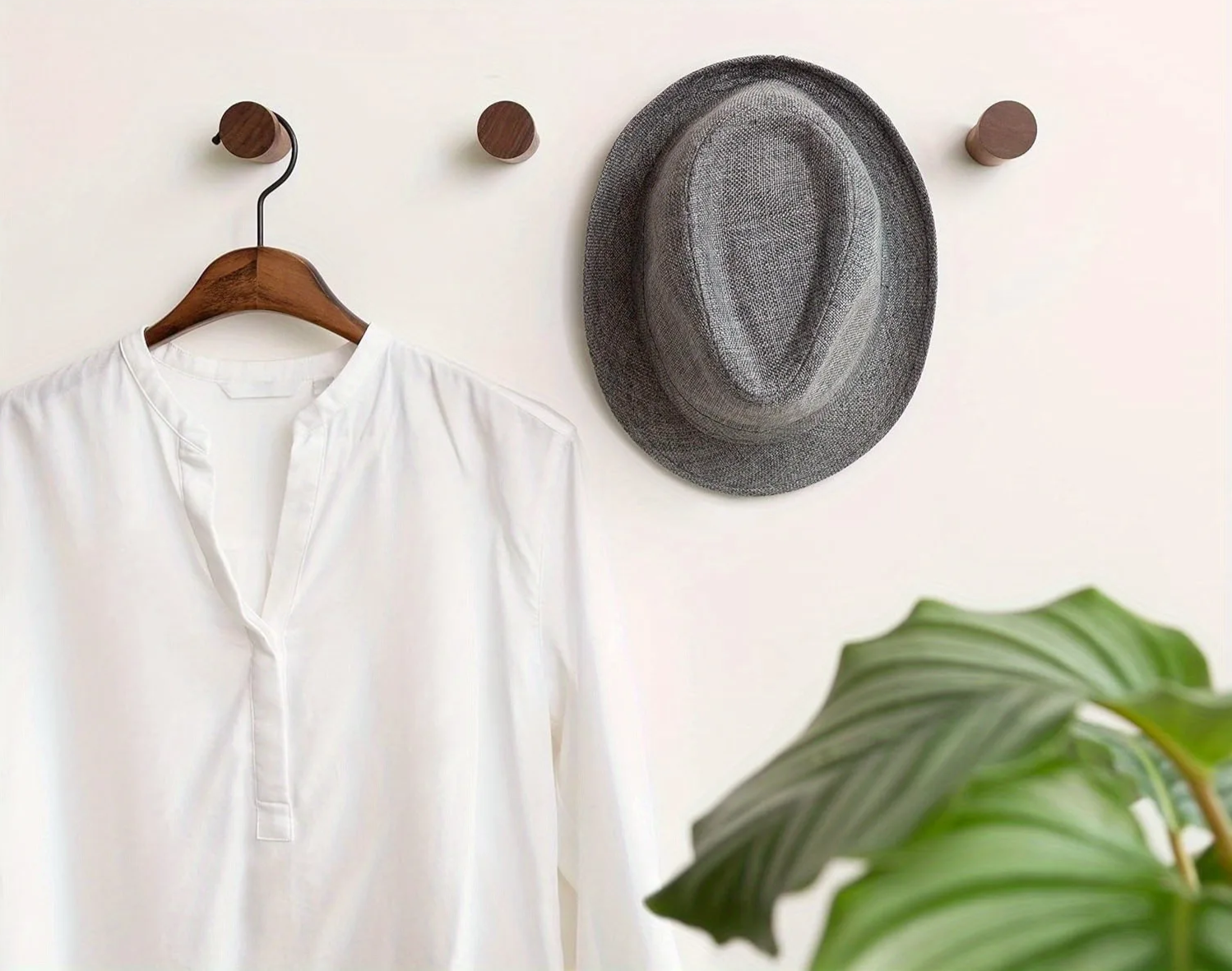 Handcrafted Walnut Non-Slip Wall Hook
