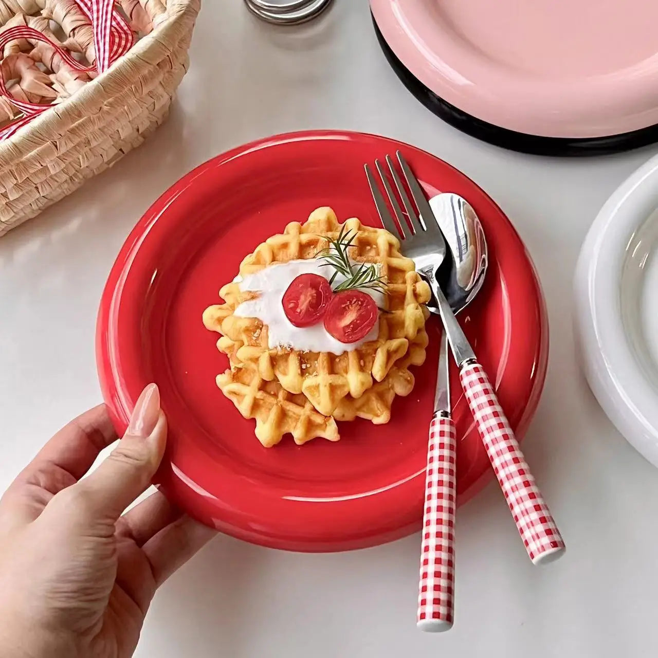 Heat-Resistant Ceramic Dinner Plate (Thick Rim)