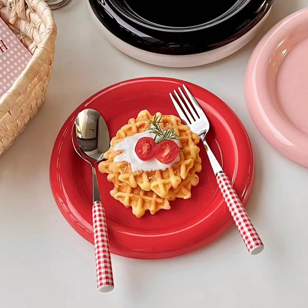 Heat-Resistant Ceramic Dinner Plate (Thick Rim)