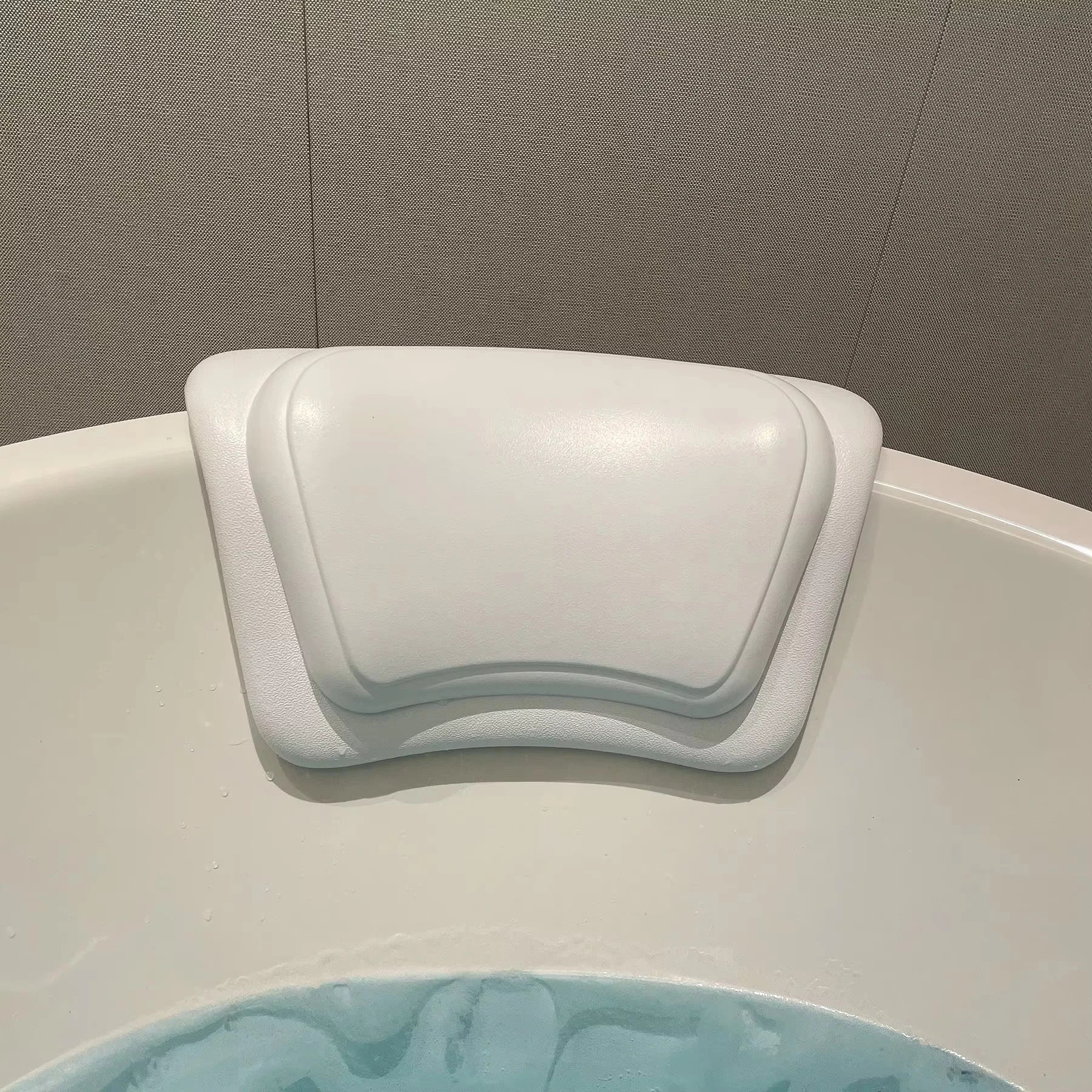 Non-Slip Silicone Foam Bath Pillow (Waterproof Quick-Drying Cover)
