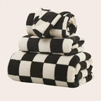 Quick-Drying & Absorbent Coral Fleece Bath Towel Set (Set of 2)