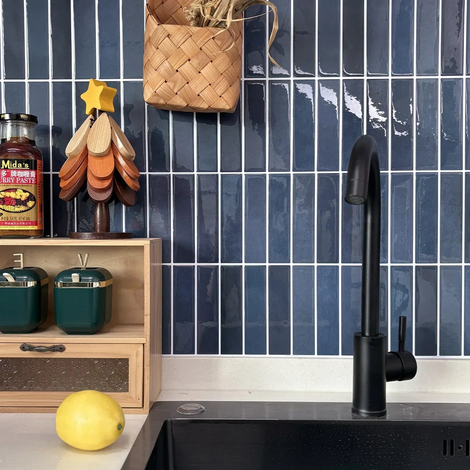 Realistic 3D Glossy Peel-And-Stick Wall Tile Sticker (Removable)
