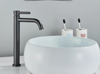 Single-Handle Ceramic Valve Basin Faucet (Single-Hole Deck-Mount)