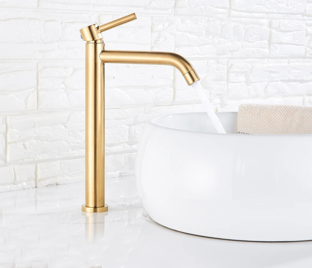 Single-Handle Ceramic Valve Basin Faucet (Single-Hole Deck-Mount)