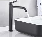 Single-Handle Ceramic Valve Basin Faucet (Single-Hole Deck-Mount)