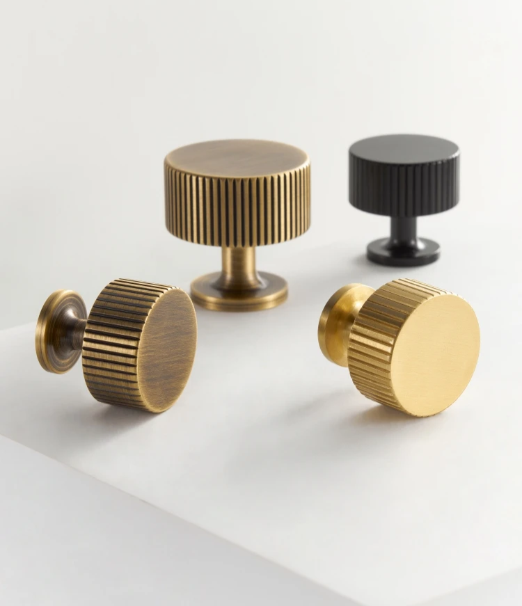 Solid Brass Art Deco Line Furniture Knob (Screw-Mount)