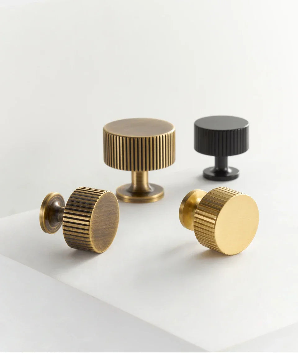 Solid Brass Art Deco Line Furniture Knob (Screw-Mount)