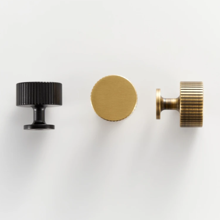 Solid Brass Art Deco Line Furniture Knob (Screw-Mount)