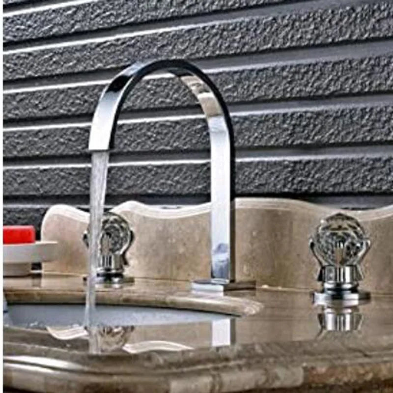 Solid Brass Ceramic-Disc Bathroom Faucet (Widespread 3-Hole)