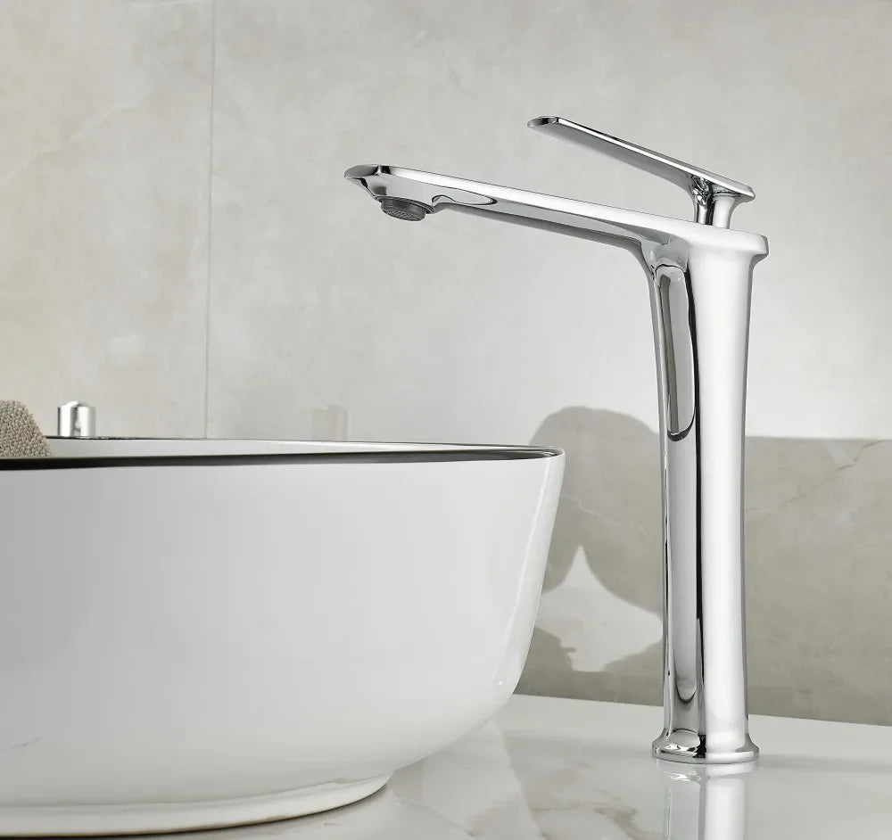 Solid Brass Ceramic-Disc Single-Handle Basin Faucet (Single-Hole Deck Mount)
