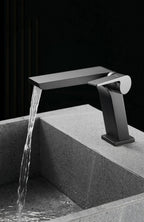 Solid Brass Ceramic Disc Waterfall Bathroom Faucet (Single-Hole Deck Mount)