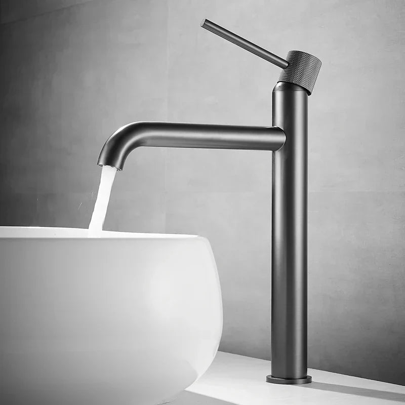 Solid Brass Matte Black Single-Handle Bathroom Faucet (Single-Hole)