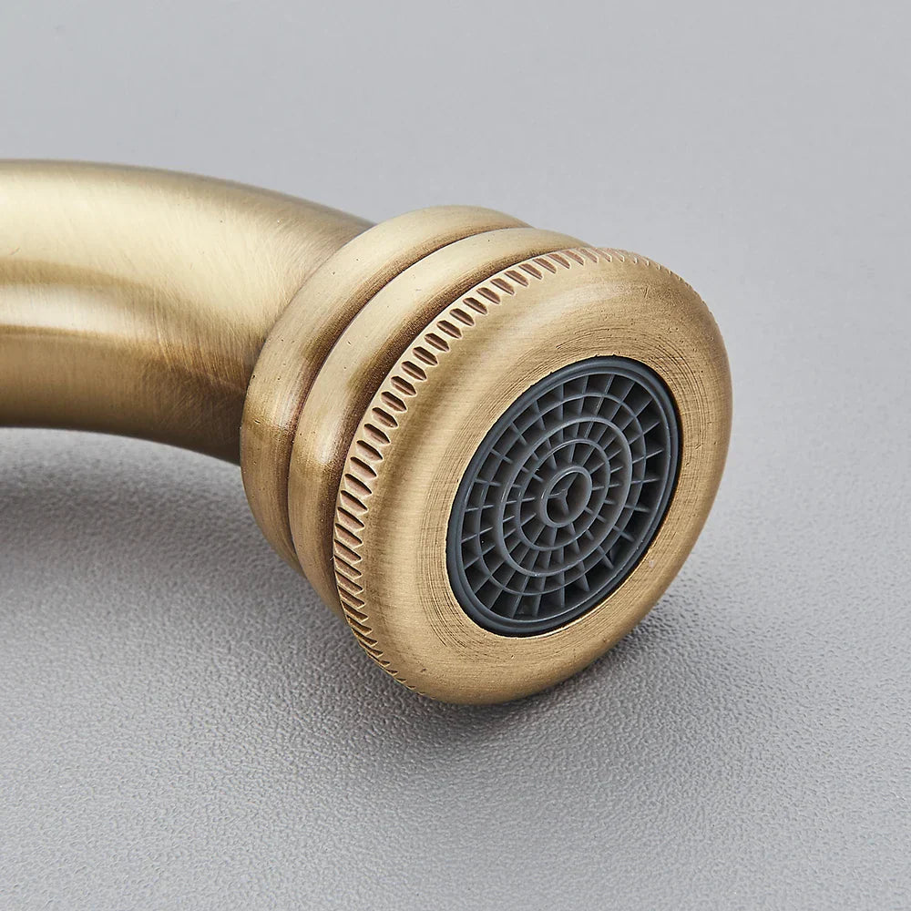 Solid Brass Pull-Out & 360° Swivel Kitchen Faucet (Oil-Rubbed Bronze)