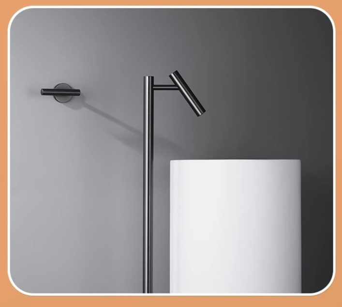 Solid Brass Single-Handle Floor-Mounted Faucet