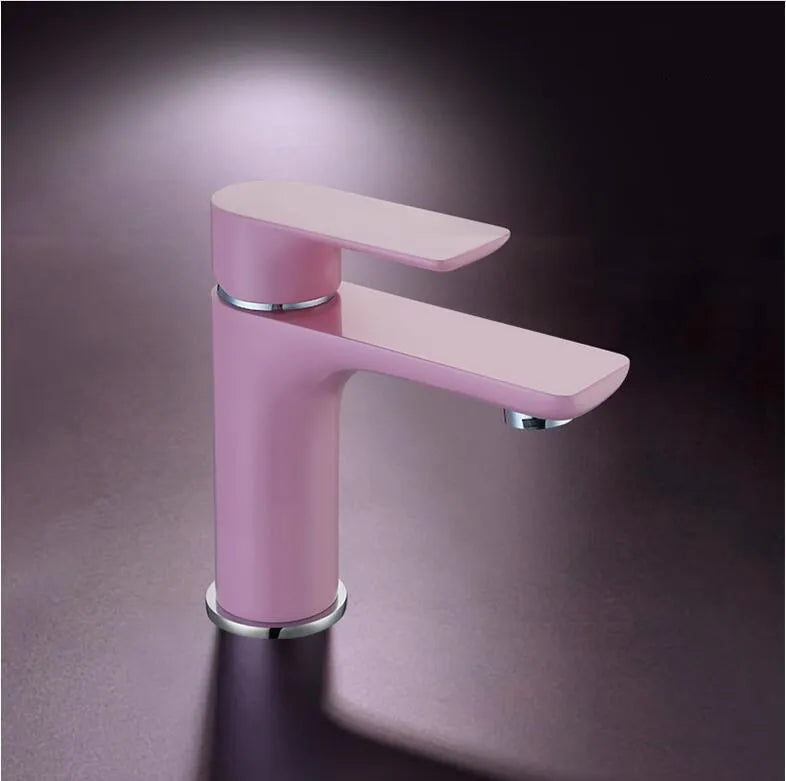 Solid Brass Single-Lever Bathroom Faucet (Deck-Mount)