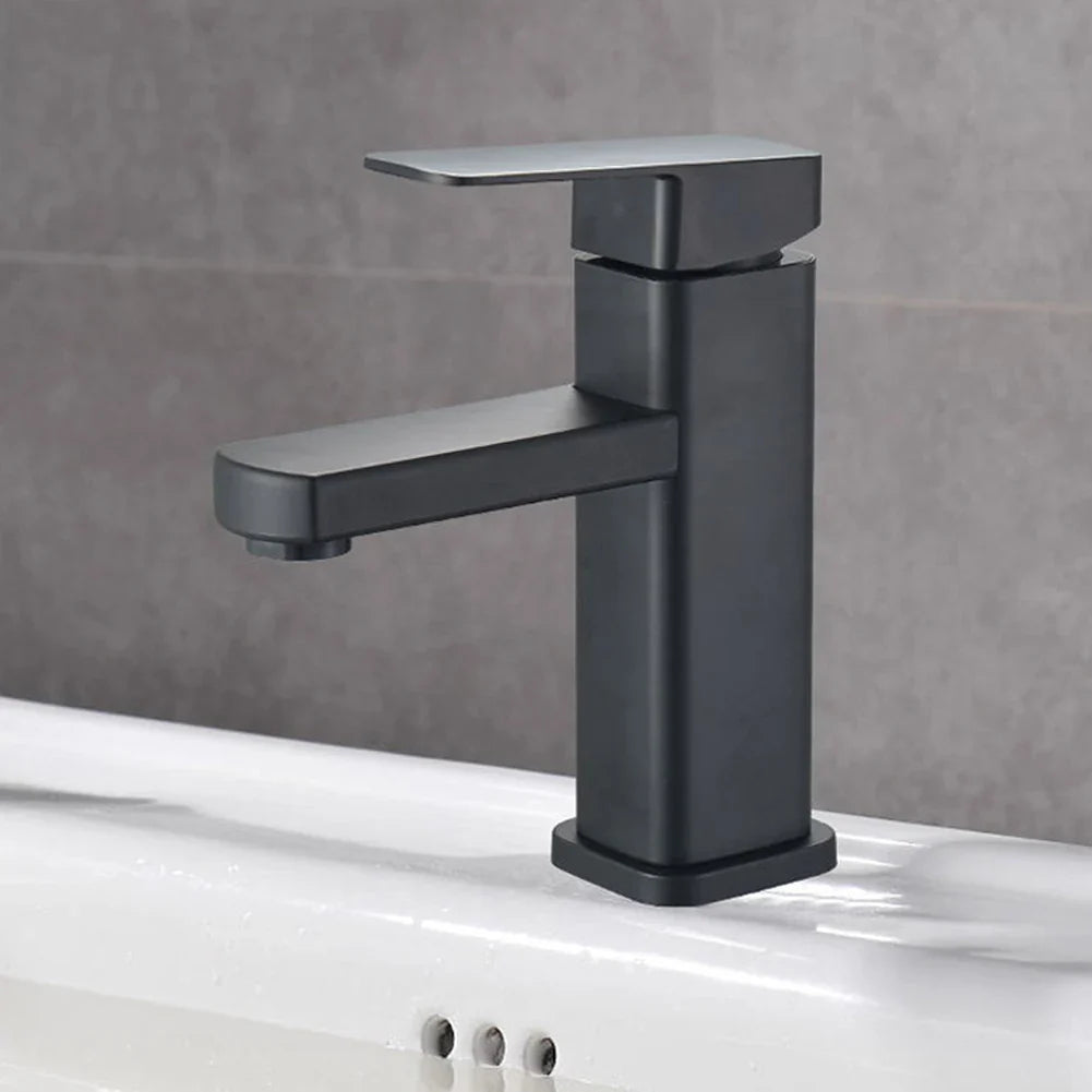 Solid Metal Ceramic Valve Deck-Mounted Bathroom Faucet