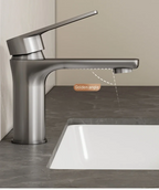 Stainless Steel Single-Handle Bathroom Faucet (Deck-Mounted)