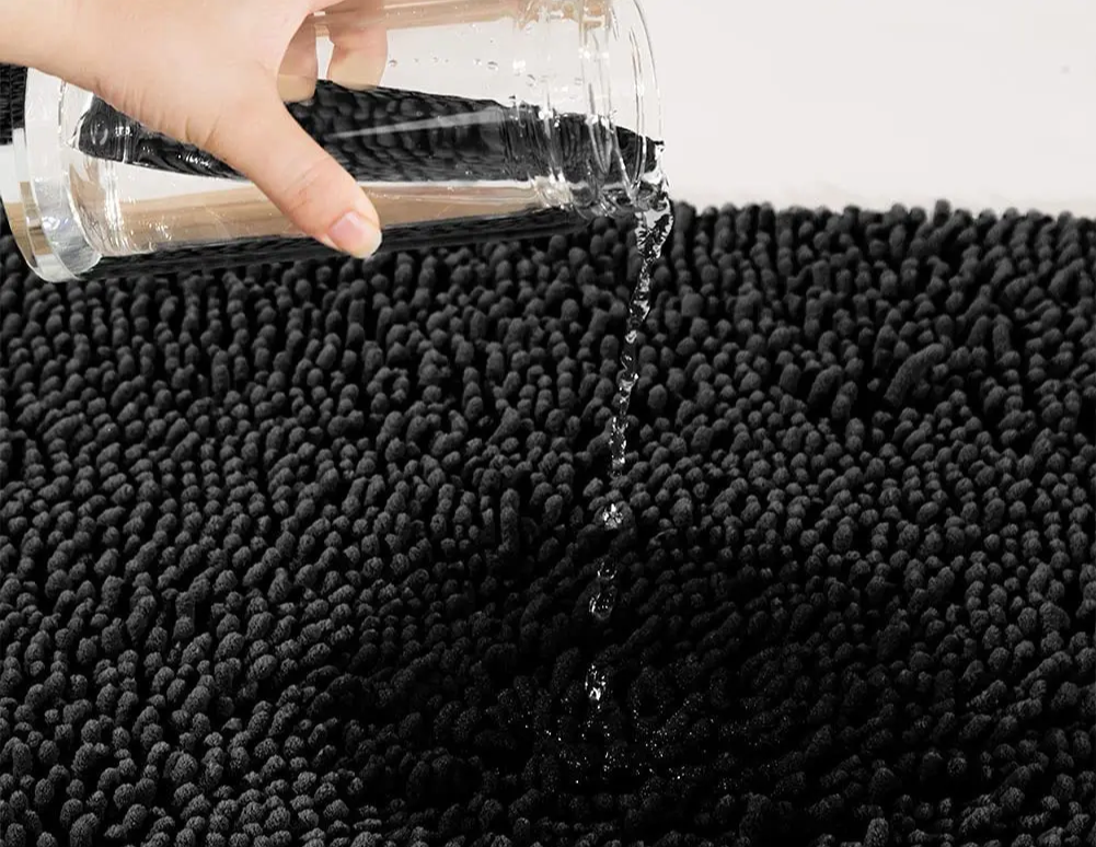 Ultra-Soft Chenille Microfiber Quick-Dry Bath Mat (Non-Slip Backing)