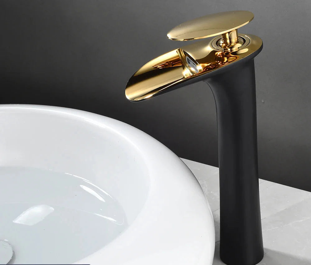 Waterfall Spout Brass Body & Ceramic Valve Basin Faucet (Single-Hole Deck-Mount)