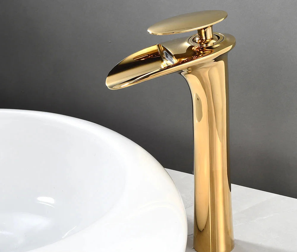 Waterfall Spout Brass Body & Ceramic Valve Basin Faucet (Single-Hole Deck-Mount)