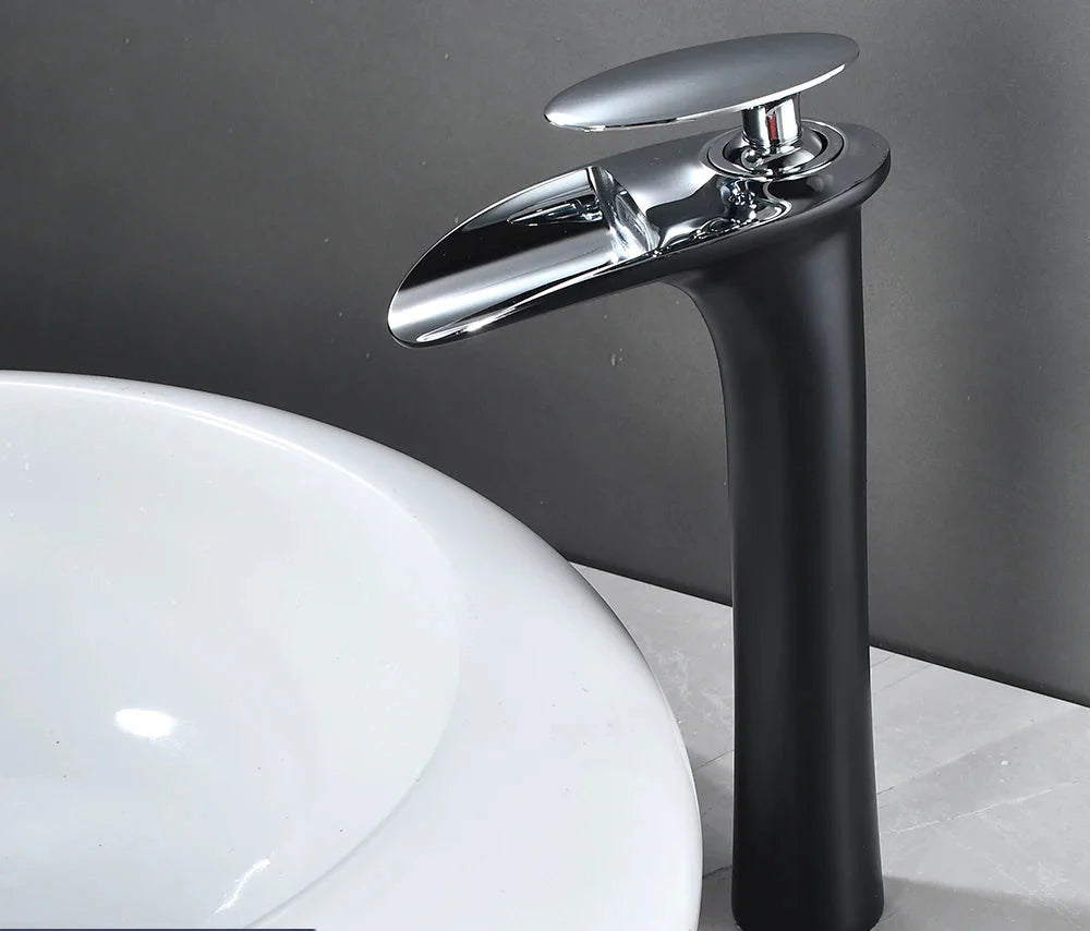 Waterfall Spout Brass Body & Ceramic Valve Basin Faucet (Single-Hole Deck-Mount)
