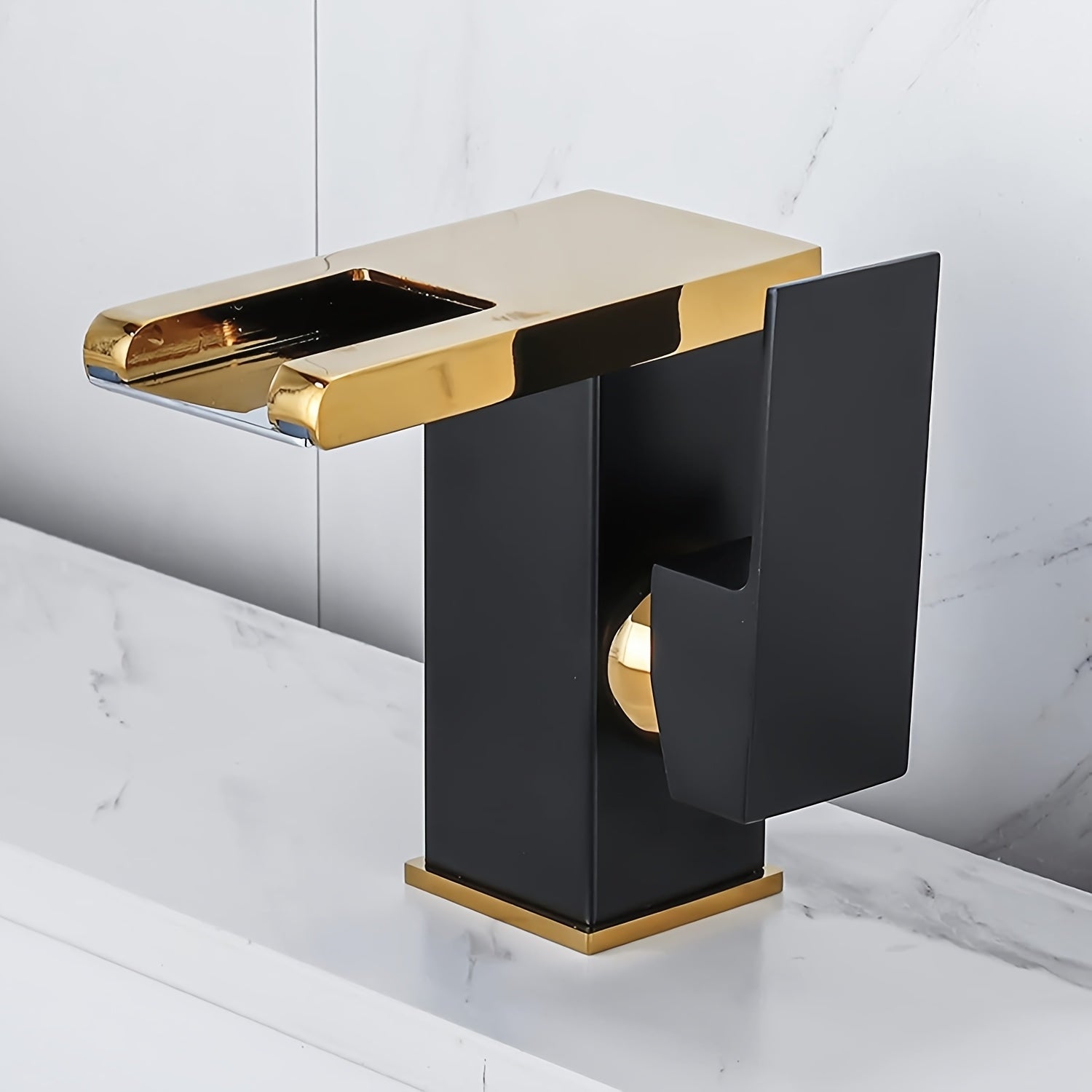 Hydroelectric RGB LED Brass Waterfall Bathroom Faucet (Single-Hole)