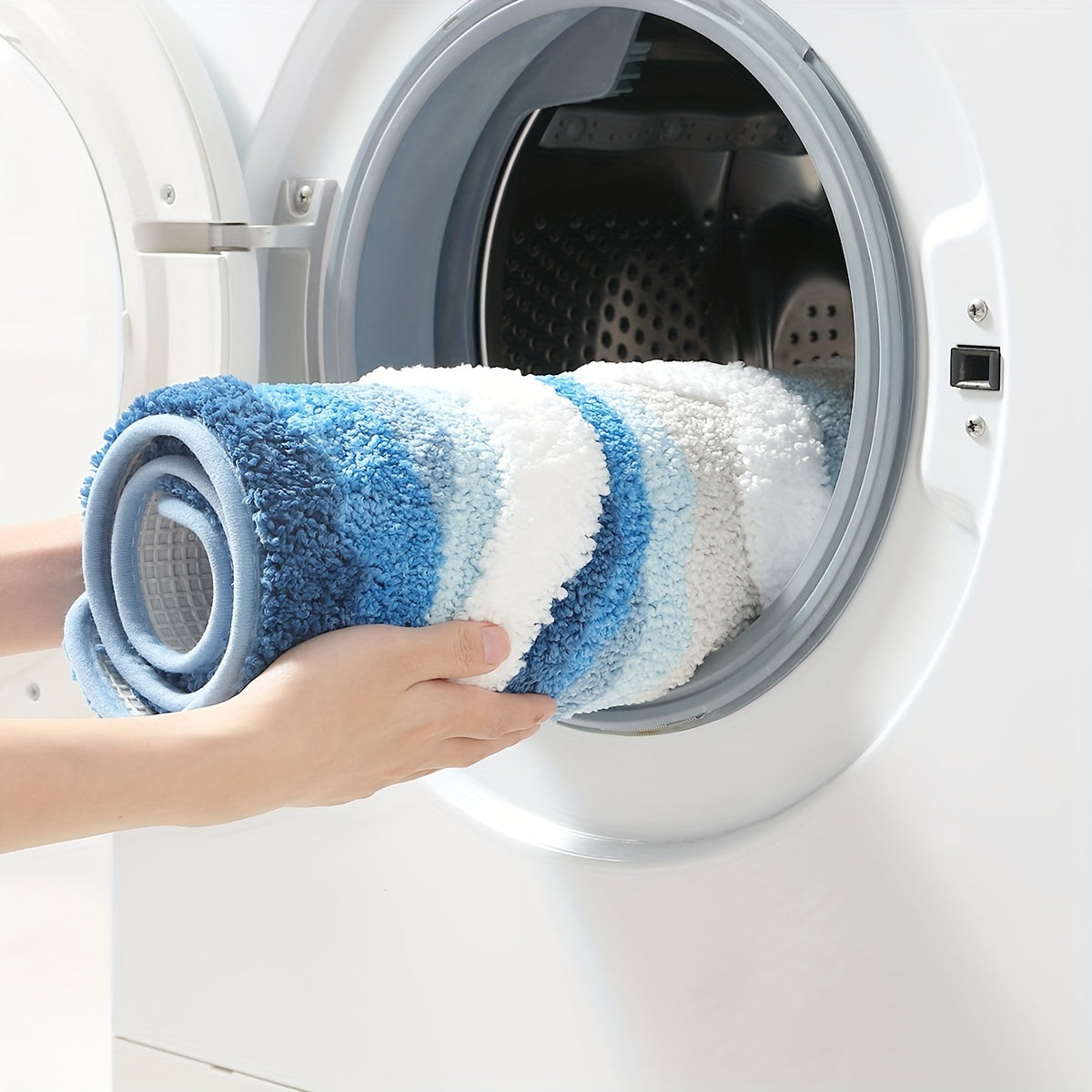 Extra-Soft & Absorbent Non-Slip Bath Rug